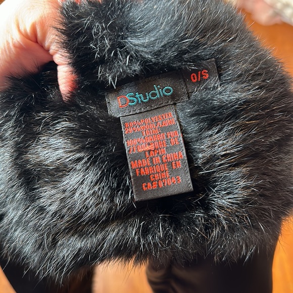 Cruella Deville capelet - Picture 7 of 7